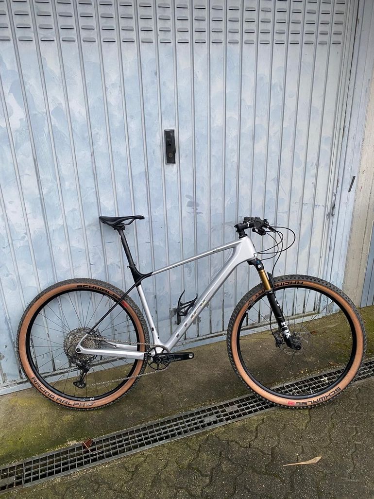 Used CUBE ELITE C:62, PRO 2024 2024 Mountainbike, Light Gray, 29 — image 9 of 9
