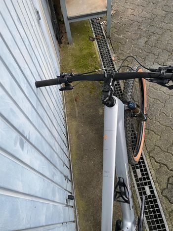 Used CUBE ELITE C:62, PRO 2024 2024 Mountainbike, Light Gray, 29 — image 6 of 9