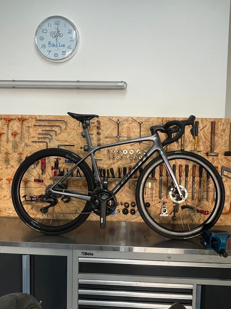Brugt Giant TCR Advanced SL Disc 1 2024 2024 Road & Gravel — billede 1 af 4