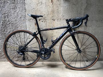 Używany Bianchi Specialissima CV Rim Brake 2021 2021 Road & Gravel