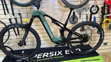 Cannondale Moterra 2 2025 Mountainbike usato, Verde — immagine 2 di 3