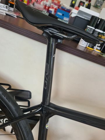 Brugt BH Ultralight evo Shimano Dura Ace Di2 2022 Road & Gravel — billede 9 af 9