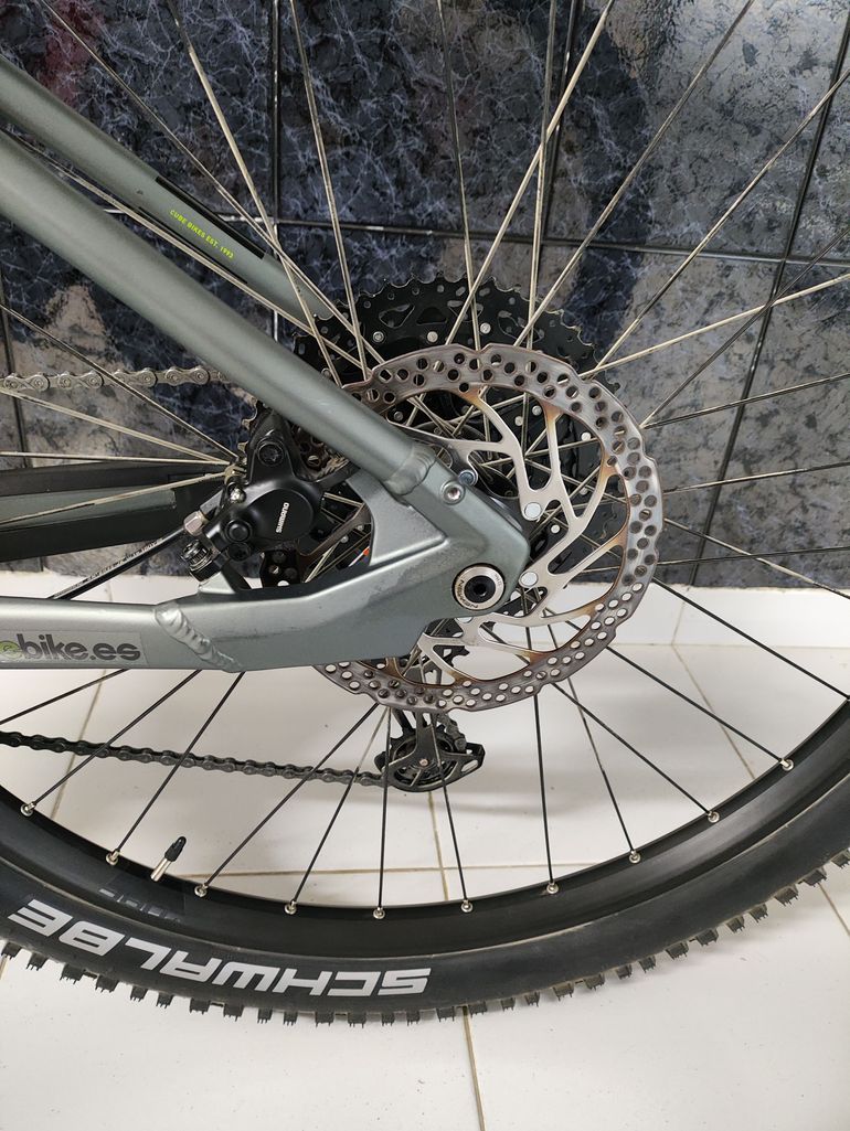 Used CUBE Reaction Hybrid Pro 750 2023 Mountainbike, Light Gray — image 6 of 8