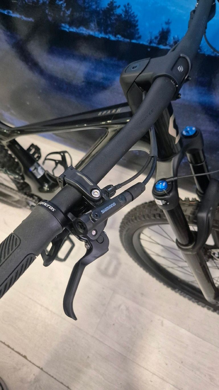 Used Scott Spark 930 2024 2024 Mountainbike, Green, 29 — image 6 of 8