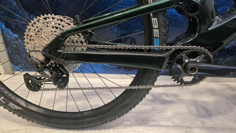 Used Scott Spark 930 2024 2024 Mountainbike, Green, 29 — image 3 of 8