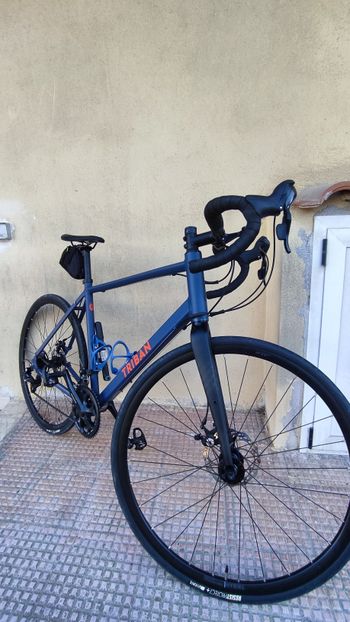 Used DECATHLON Triban Rc120 2022 2022 Road & Gravel, Blue — image 1 of 4