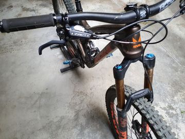 Used Evil Wreckoning Shimano GRX 2018 Mountainbike, Light Gray — image 2 of 3