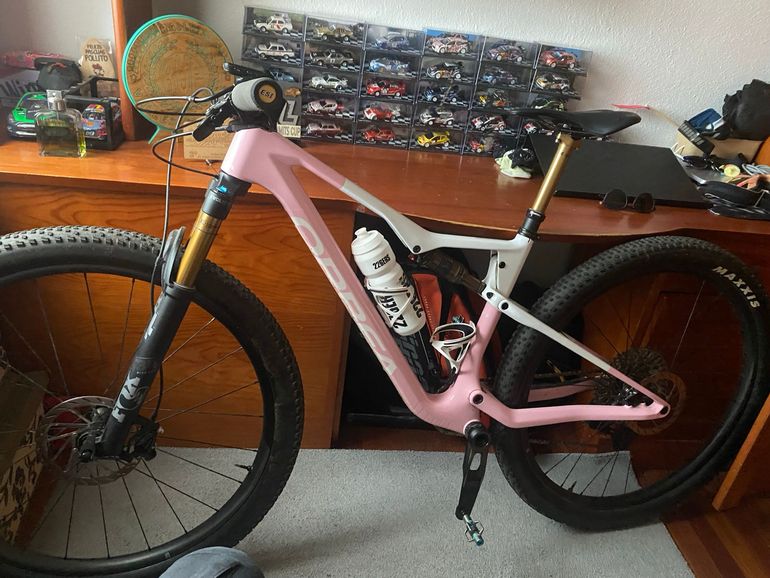 Brugt Orbea Oiz Sram X0 EAGLE AXS 2024 Mountainbike — billede 2 af 4