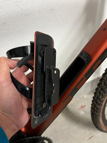 Used Trek Checkpoint SL 5 Gen 2 2024 2024 Road & Gravel, Orange — image 5 of 10