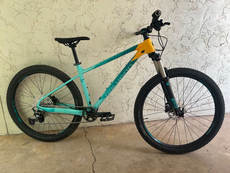 Used Polygon XTRADA 7 2020 2020 Mountainbike, Blue, 27.5, 29 — image 1 of 10
