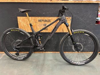 Brugt Pivot SHUTTLE SL Pro X0 Eagle Transmission 2024 2024 Mountainbike — billede 8 af 11