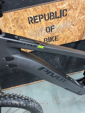 Gebrauchtes Pivot SHUTTLE SL Pro X0 Eagle Transmission 2024 2024 Mountainbike, Schwarz, 29 — Bild 6 von 11