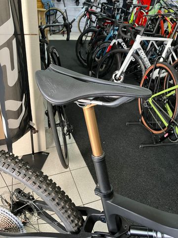 Used Whistle B-rush 2023 Mountainbike, Black — image 7 of 10