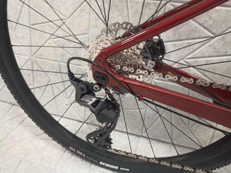 Used Giant REVOLT 0 2025 2025 Road & Gravel, Red — image 7 of 7