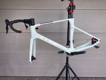 Used CUBE AGREE C:62, PRO 2023 2023 Road & Gravel, White — image 2 of 17