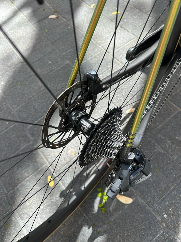 Brugt Cervélo R5 Force eTap AXS 2023 2023 Road & Gravel — billede 5 af 7