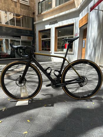 Brugt Cervélo R5 Force eTap AXS 2023 2023 Road & Gravel — billede 2 af 7