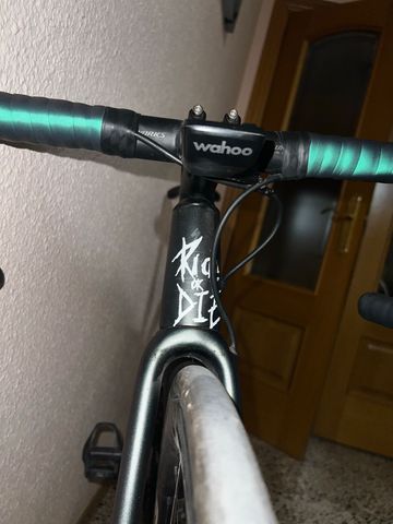 Used Specialized Aethos 2024 Road & Gravel, Green — image 22 of 25