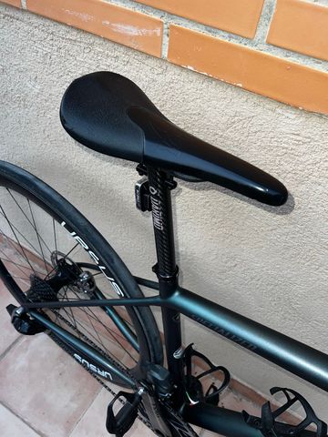 Used Specialized Aethos 2024 Road & Gravel, Green — image 13 of 25