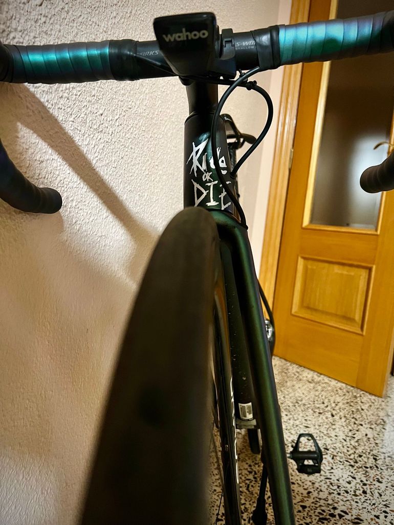 Käytetty Specialized Aethos 2024 Road & Gravel — kuva 25 / 25