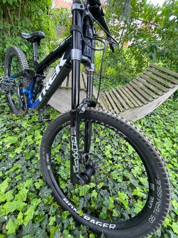 Trek Session 9 X01 2022 2022 Mountainbike usato, Blu — immagine 6 di 9