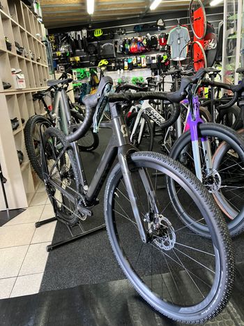 Used Scott Addict Gravel 40 2024 2024 Road & Gravel, Black — image 7 of 7