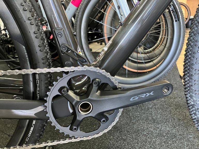 Used Scott Addict Gravel 40 2024 2024 Road & Gravel, Black — image 2 of 7