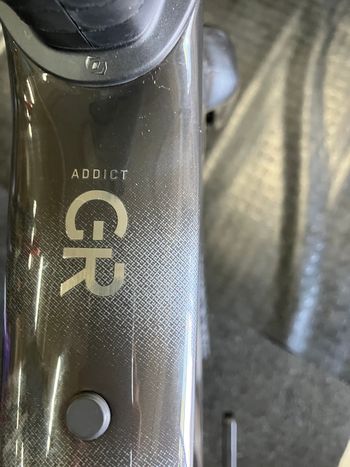 Used Scott Addict Gravel 40 2024 2024 Road & Gravel, Black — image 4 of 7
