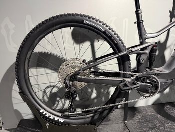Použité Liv Embolden E+ 1 Pro 2023 2023 Mountainbike — obrázek 5 z 12