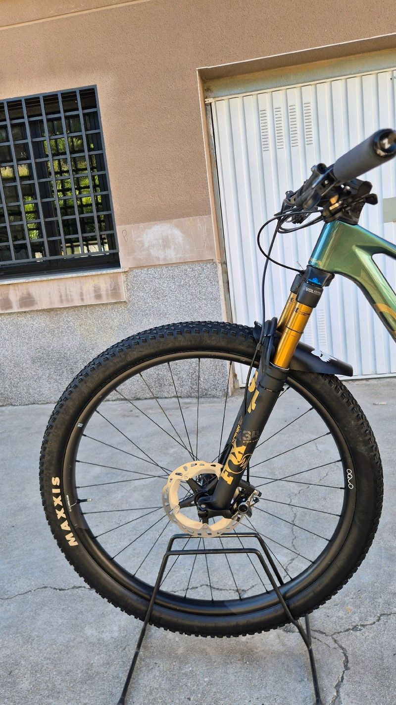 Orbea Oiz Shimano XTR 2025 Mountainbike usato, Verde — immagine 10 di 18