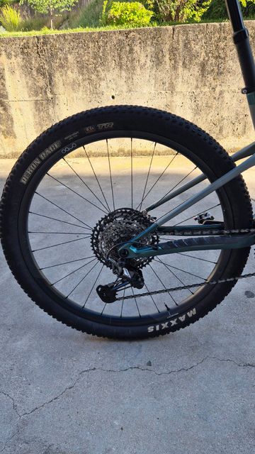 Orbea Oiz Shimano XTR 2025 Mountainbike usato, Verde — immagine 3 di 18
