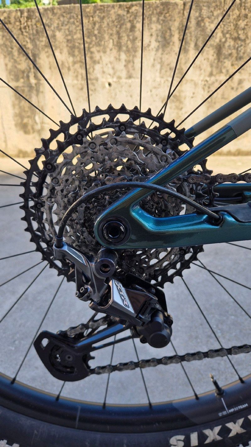 Orbea Oiz Shimano XTR 2025 Mountainbike usato, Verde — immagine 2 di 18