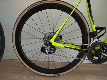 Used Cannondale Synapse SRAM Red eTap 2018 Road & Gravel, Green — image 3 of 13