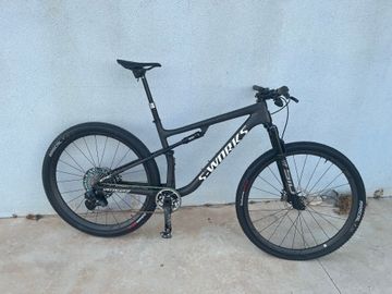 Used Specialized S-Works Epic 2022 2022 Mountainbike, Black, 29 — image 1 of 19