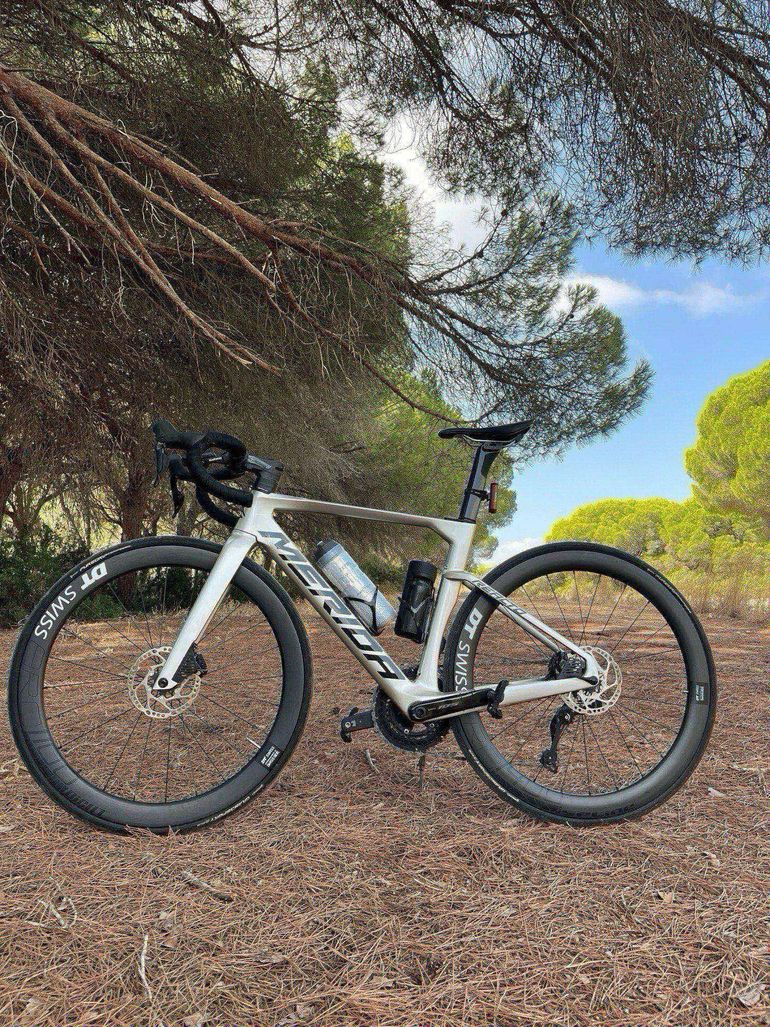 Used Merida REACTO 6000 Di2 2024 2024 Road & Gravel, Light Gray — image 2 of 4