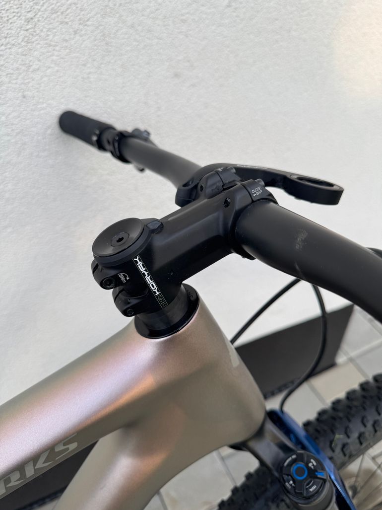 Used Specialized S-Works Epic EVO 2023 2023 Mountainbike, Light Gray, 29 — image 7 of 11