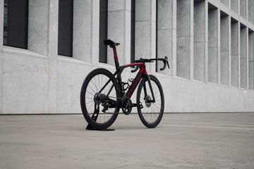 Gebrauchtes Trek Madone SLR 7 2021 2021 Road & Gravel, Rot — Bild 3 von 8