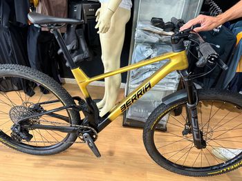 Brugt Berria MAKO 8 2024 2024 Mountainbike — billede 7 af 7
