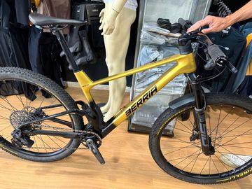Used Berria MAKO 8 2024 2024 Mountainbike, Black, 29 — image 7 of 7