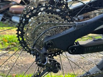 Used YT Industries Decoy Shimano Deore XT 2024 Mountainbike, Black, Mixed — image 5 of 7
