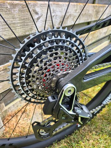 Brugt Scott Spark Sram Eagle Transmission XX SL 2024 Mountainbike — billede 13 af 17