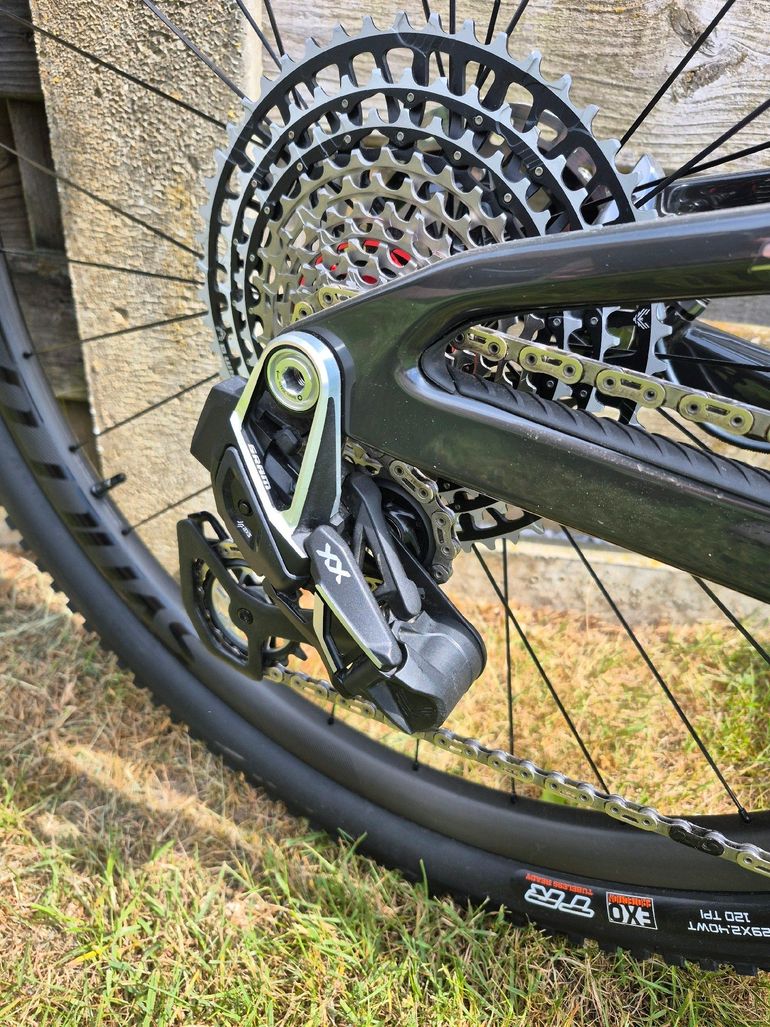 Brugt Scott Spark Sram Eagle Transmission XX SL 2024 Mountainbike — billede 14 af 17