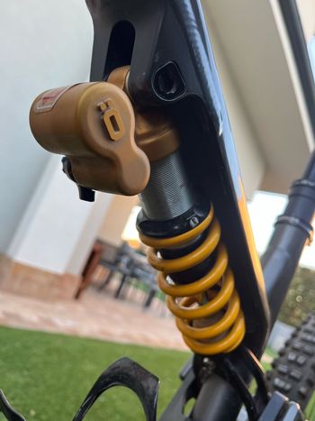 Commencal META SX OHLINS EDITION 2022 2022 Mountainbike usato, Grigio chiaro — immagine 3 di 17