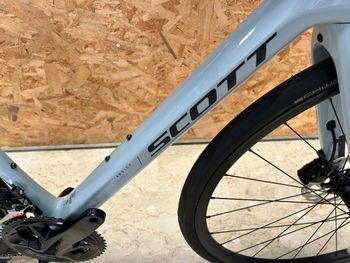 Scott ADDICT 50 (2025) 2025 Road & Gravel usato, Blu — immagine 7 di 13