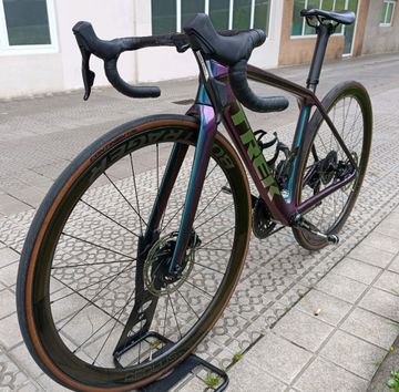 Brugt Trek Emonda SRAM Force eTap AXS 2023 Road & Gravel — billede 11 af 26