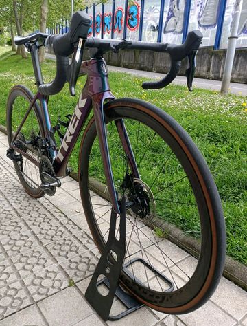 Brugt Trek Emonda SRAM Force eTap AXS 2023 Road & Gravel — billede 8 af 26