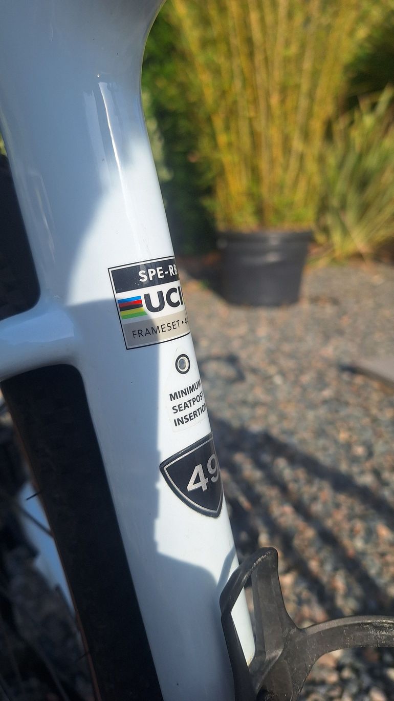 Specialized Roubaix Shimano Ultegra Di2 (12 Speed) 2024 Road & Gravel usato, Bianco — immagine 4 di 8