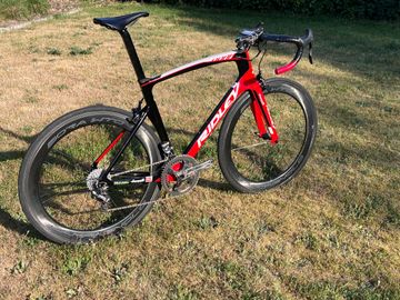 Used Ridley Noah Fast Super Record 2018 Road & Gravel, Red — image 1 of 9