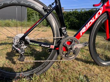 Used Ridley Noah Fast Super Record 2018 Road & Gravel, Red — image 2 of 9