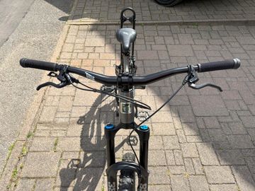 Brugt Marin Rift Zone 27.5" 1 2024 2024 Mountainbike — billede 5 af 10